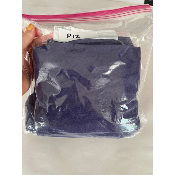 Emory Claire Women's M 100% Cashmere Sweater Purple V Neck Academia Preppy - Picture 12 of 12